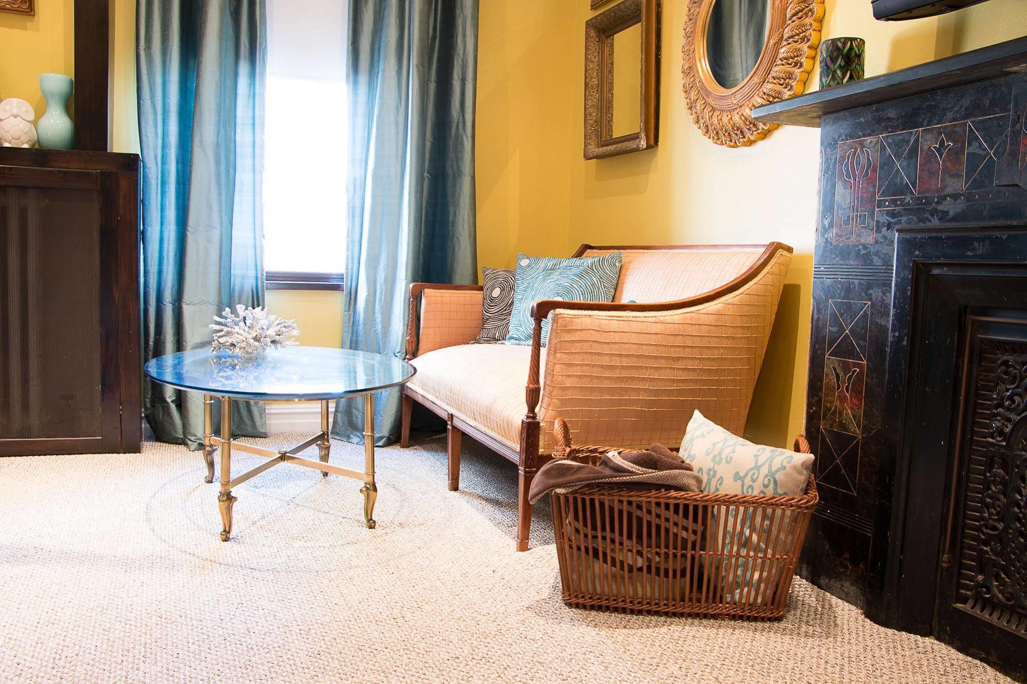 255West Guesthouse New York Bagian luar foto
